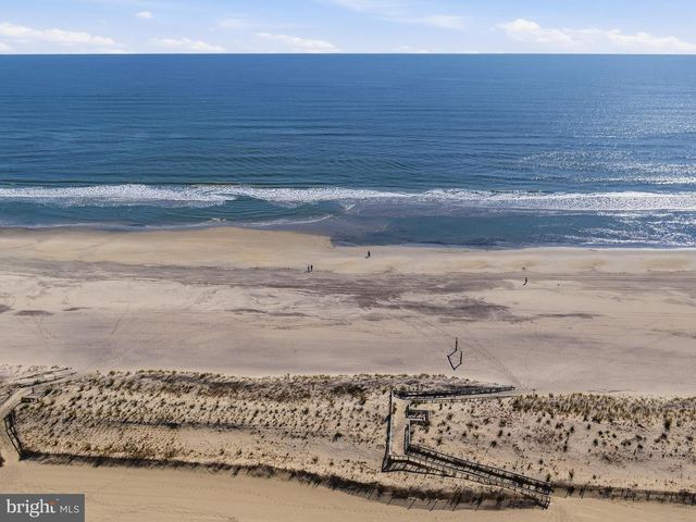 9406 PACIFIC AVE, Margate City, NJ 08402