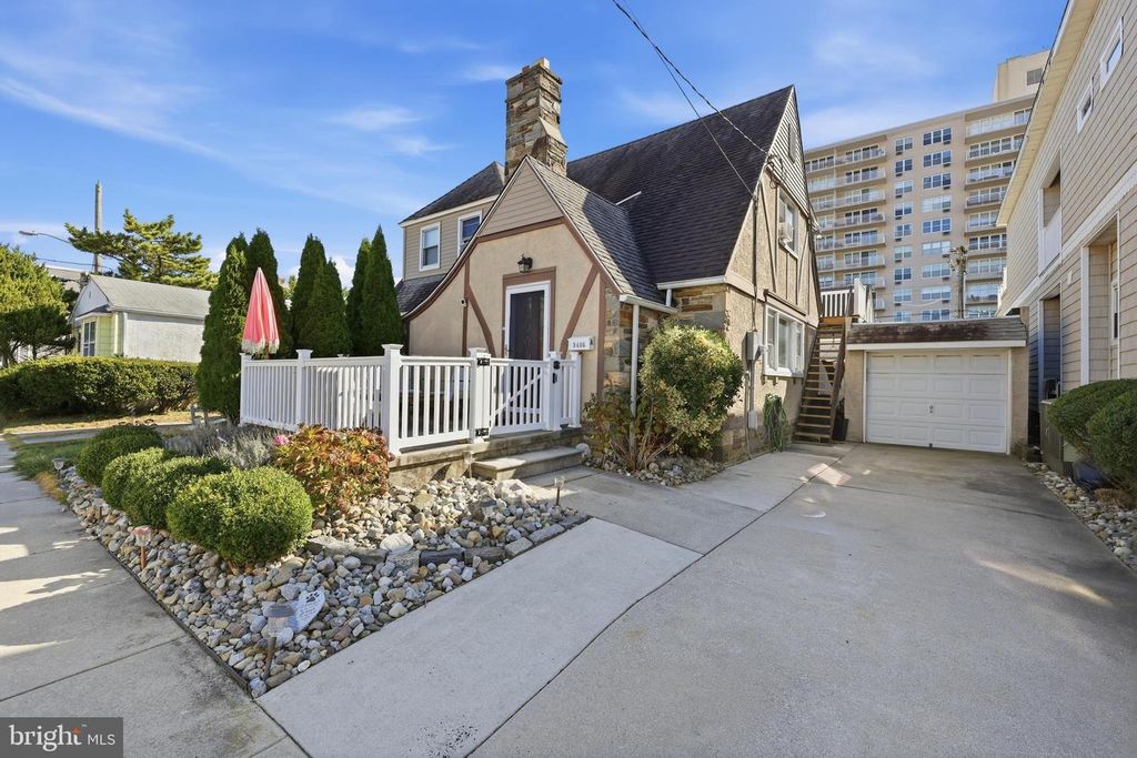 9406 PACIFIC AVE, Margate City, NJ 08402