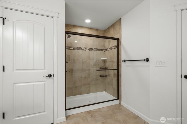 21219 SE 258th Place, Maple Valley, WA 98038