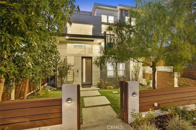 1729 Harriman Lane A, Redondo Beach, CA 90278