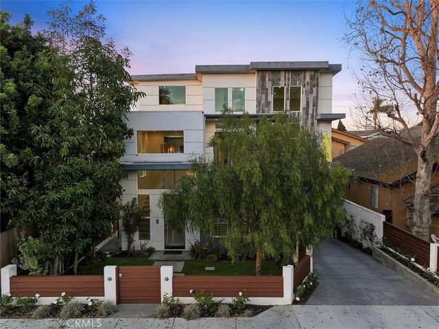 1729 Harriman Lane A, Redondo Beach, CA 90278