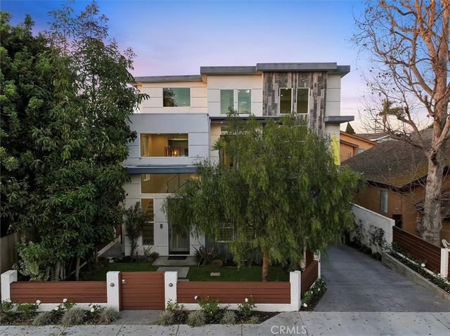 1729 Harriman Lane A, Redondo Beach, CA 90278