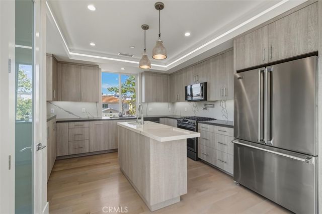 1729 Harriman Lane A, Redondo Beach, CA 90278