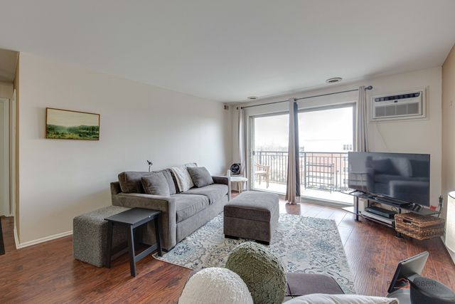 5506 LINCOLN Avenue A521, Morton Grove, IL 60053