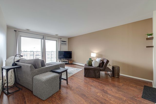 5506 LINCOLN Avenue A521, Morton Grove, IL 60053