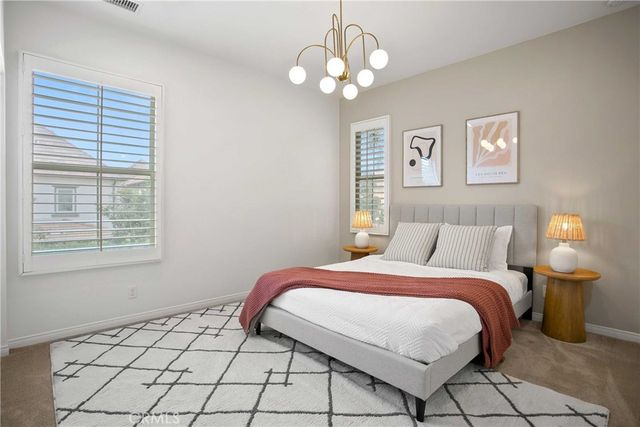 77 Hanging Garden, Irvine, CA 92620
