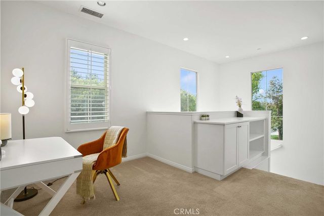 77 Hanging Garden, Irvine, CA 92620
