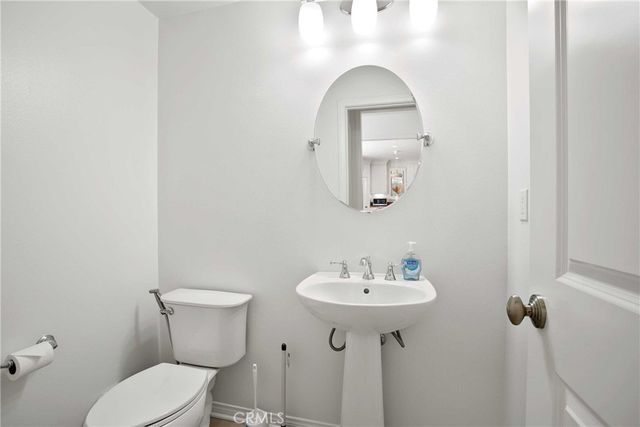 77 Hanging Garden, Irvine, CA 92620