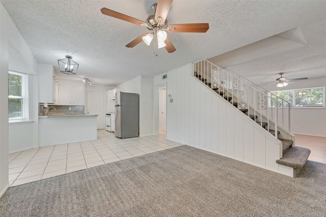 333 Lena Lane, Burleson, TX 76028