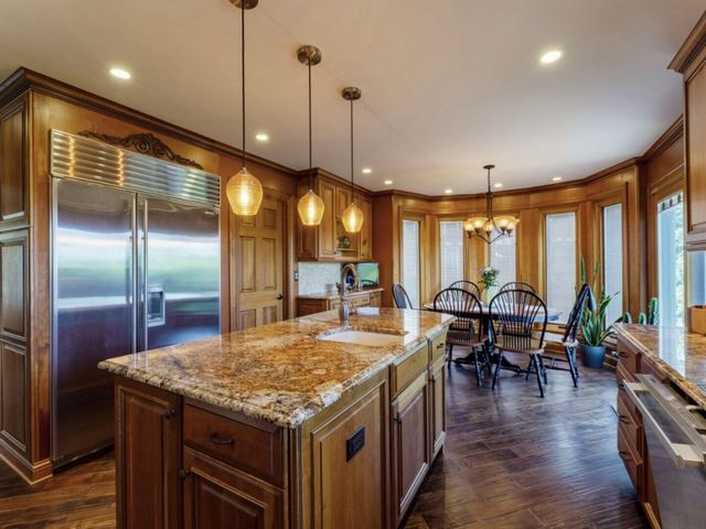 360 Ambria Drive, Mundelein, IL 60060