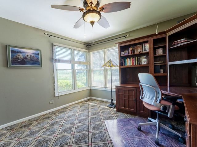 360 Ambria Drive, Mundelein, IL 60060