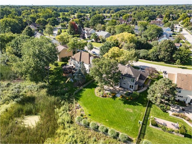 360 Ambria Drive, Mundelein, IL 60060