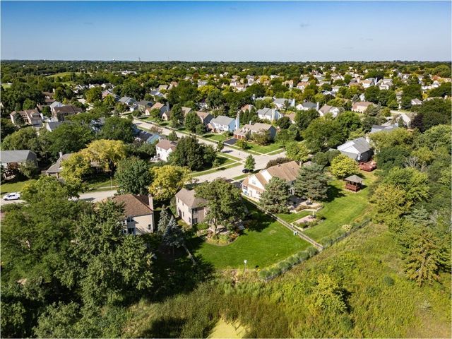360 Ambria Drive, Mundelein, IL 60060