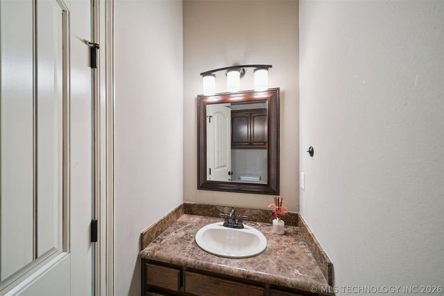 14812 S 53rd East Avenue, Bixby, OK 74008