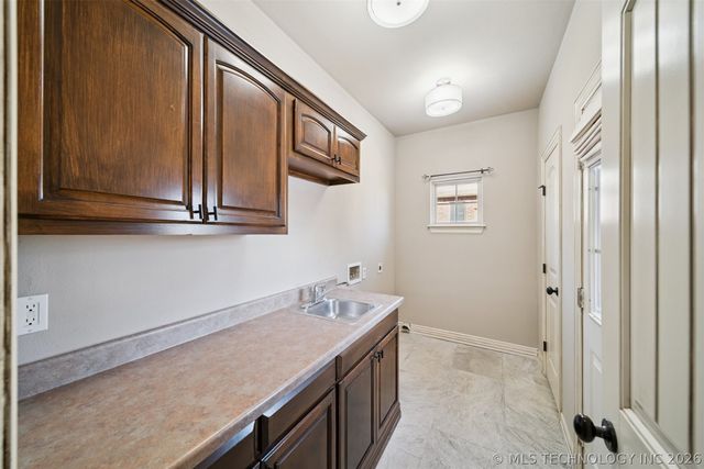 14812 S 53rd East Avenue, Bixby, OK 74008