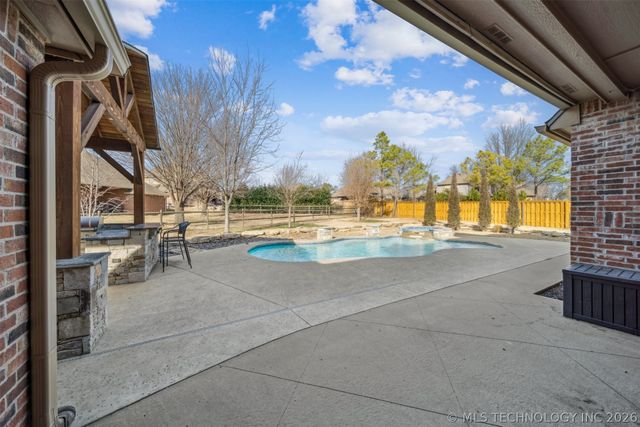 14812 S 53rd East Avenue, Bixby, OK 74008