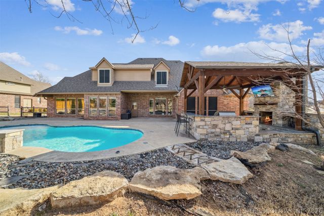 14812 S 53rd East Avenue, Bixby, OK 74008