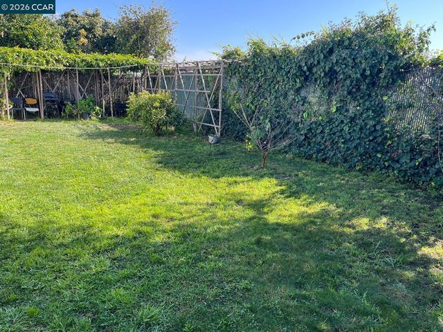 1078 Via Enrico, San Lorenzo, CA 94580