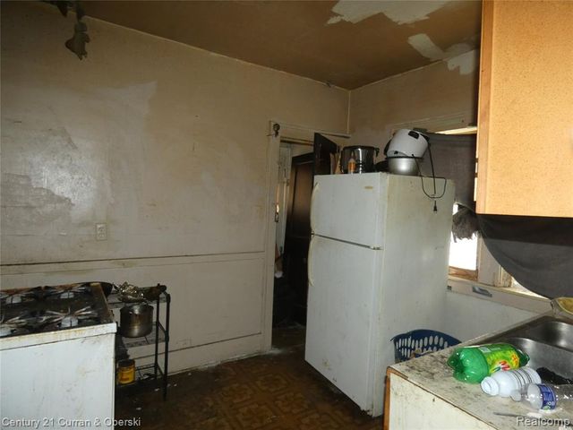 4300 Larchmont Street, Detroit, MI 48204