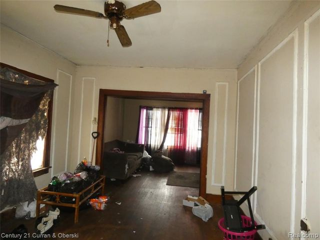 4300 Larchmont Street, Detroit, MI 48204