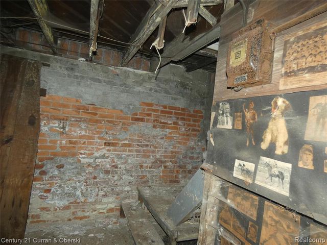 4300 Larchmont Street, Detroit, MI 48204