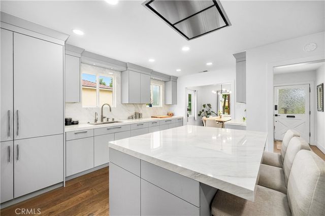 3945 Gondar Avenue, Long Beach, CA 90808