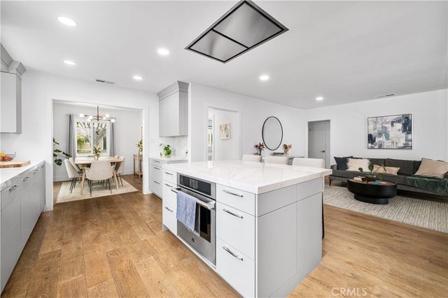 3945 Gondar Avenue, Long Beach, CA 90808