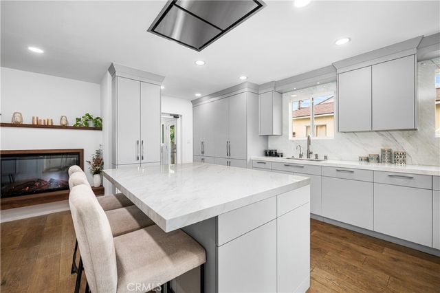 3945 Gondar Avenue, Long Beach, CA 90808