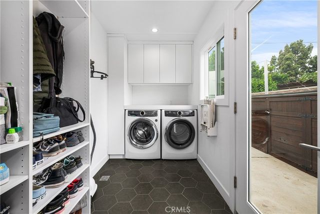 3945 Gondar Avenue, Long Beach, CA 90808