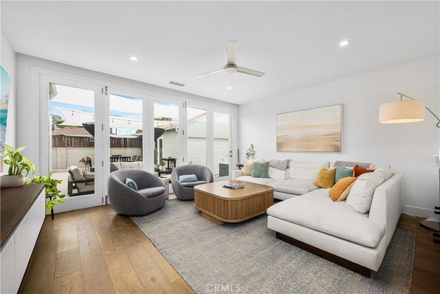 3945 Gondar Avenue, Long Beach, CA 90808