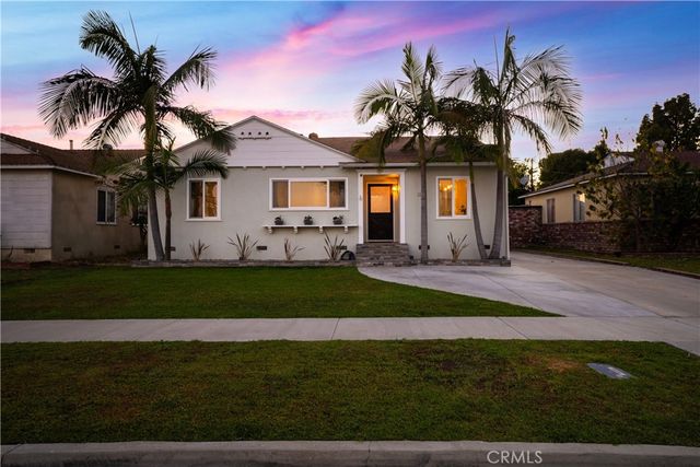 3945 Gondar Avenue, Long Beach, CA 90808