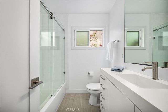 3945 Gondar Avenue, Long Beach, CA 90808