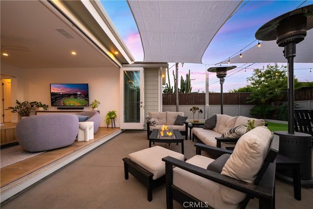 3945 Gondar Avenue, Long Beach, CA 90808