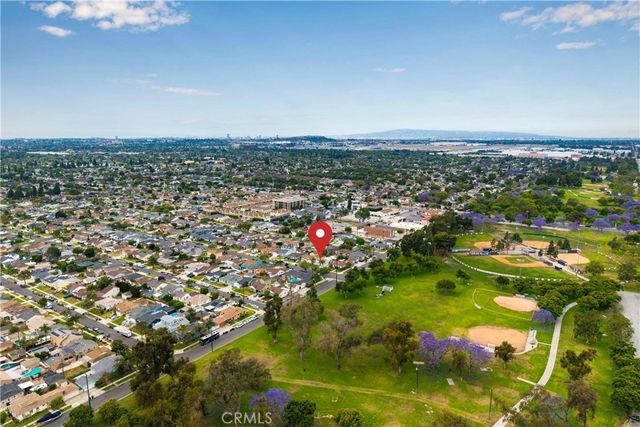 3945 Gondar Avenue, Long Beach, CA 90808
