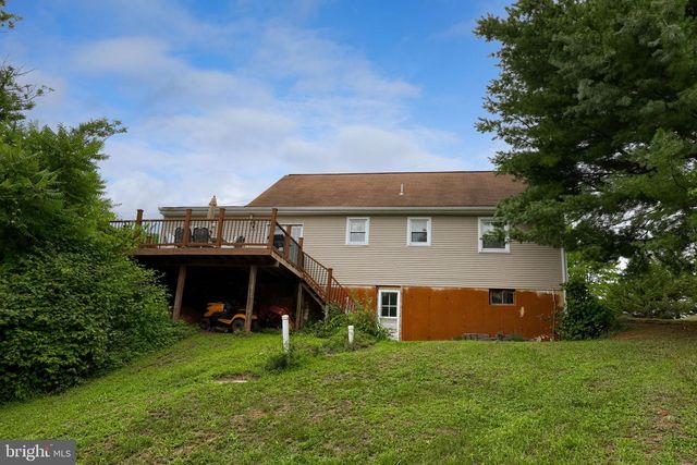 26 GOLF ACRES RD, Mohnton, PA 19540