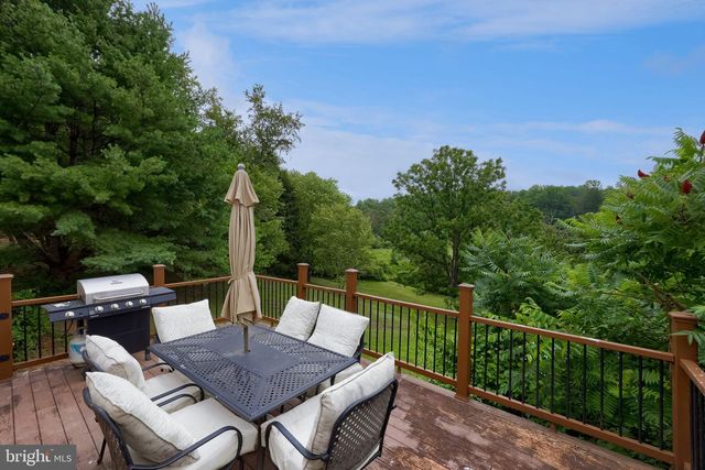 26 GOLF ACRES RD, Mohnton, PA 19540