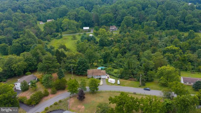 26 GOLF ACRES RD, Mohnton, PA 19540