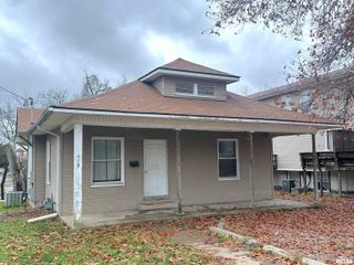 405 W COLLEGE Street, Carbondale, IL 62901