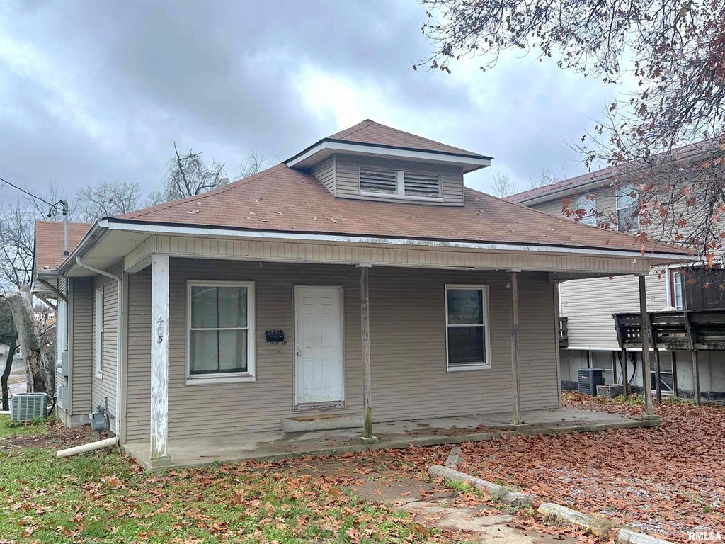 405 W COLLEGE Street, Carbondale, IL 62901