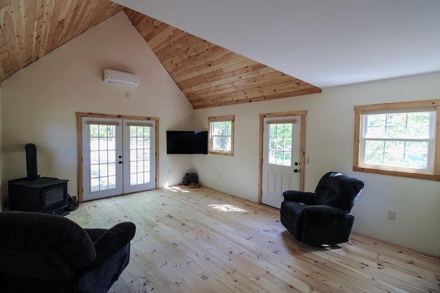 2 Forest Way, Lincoln, RI 02865