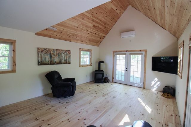 2 Forest Way, Lincoln, RI 02865