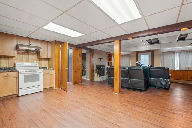 523 Chamberlain Hill Road, Haddam, CT 06441