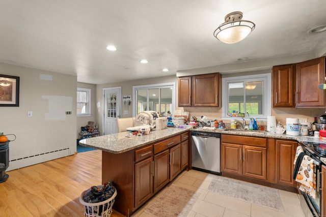 523 Chamberlain Hill Road, Haddam, CT 06441