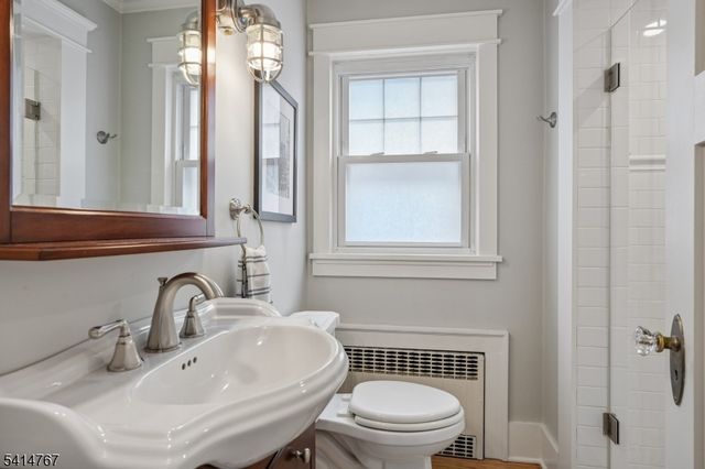 47 Northview Ave, Montclair Twp., NJ 07043