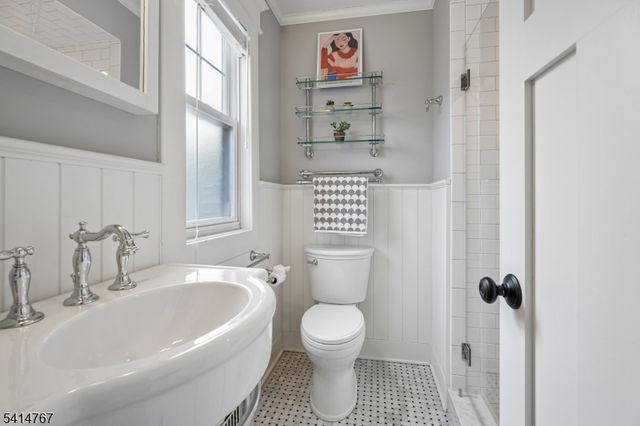 47 Northview Ave, Montclair Twp., NJ 07043