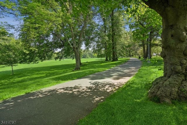 47 Northview Ave, Montclair Twp., NJ 07043