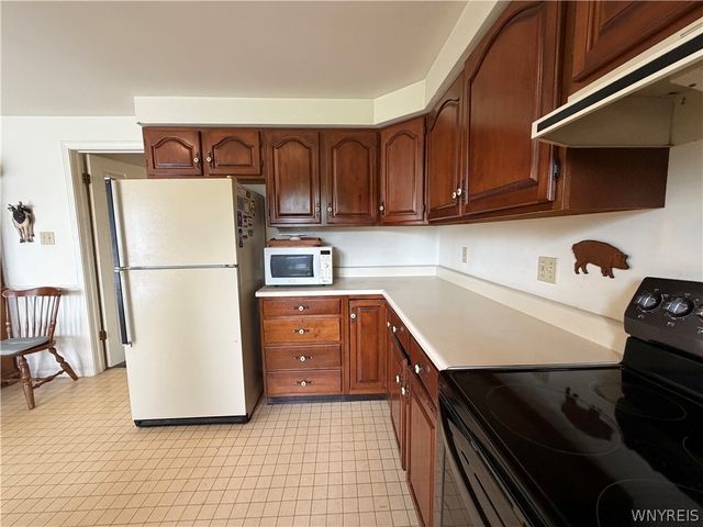 1335 Ridge Road, Lewiston, NY 14092