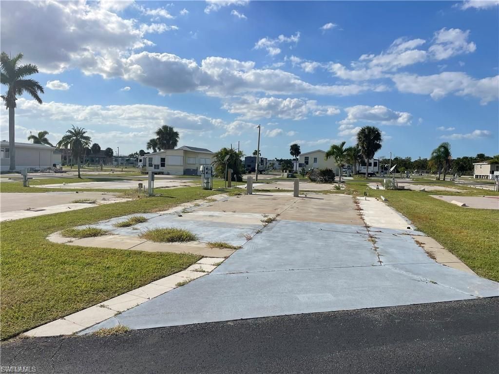 19681 Summerlin #527 RD, FORT MYERS, FL 33908 — exterior