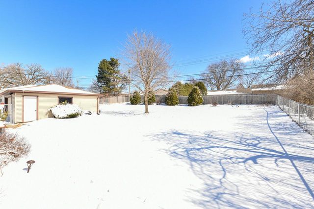 703 Perry AVENUE, Mount Pleasant, WI 53406