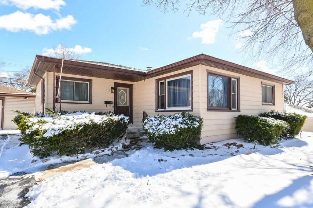 703 Perry AVENUE, Mount Pleasant, WI 53406